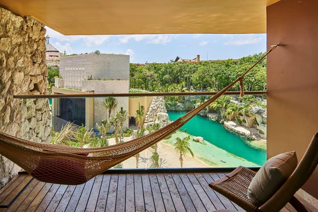 Hotel Xcaret Arte - All Parks All Fun Inclusive - Adults Only Playa del Carmen Exterior photo